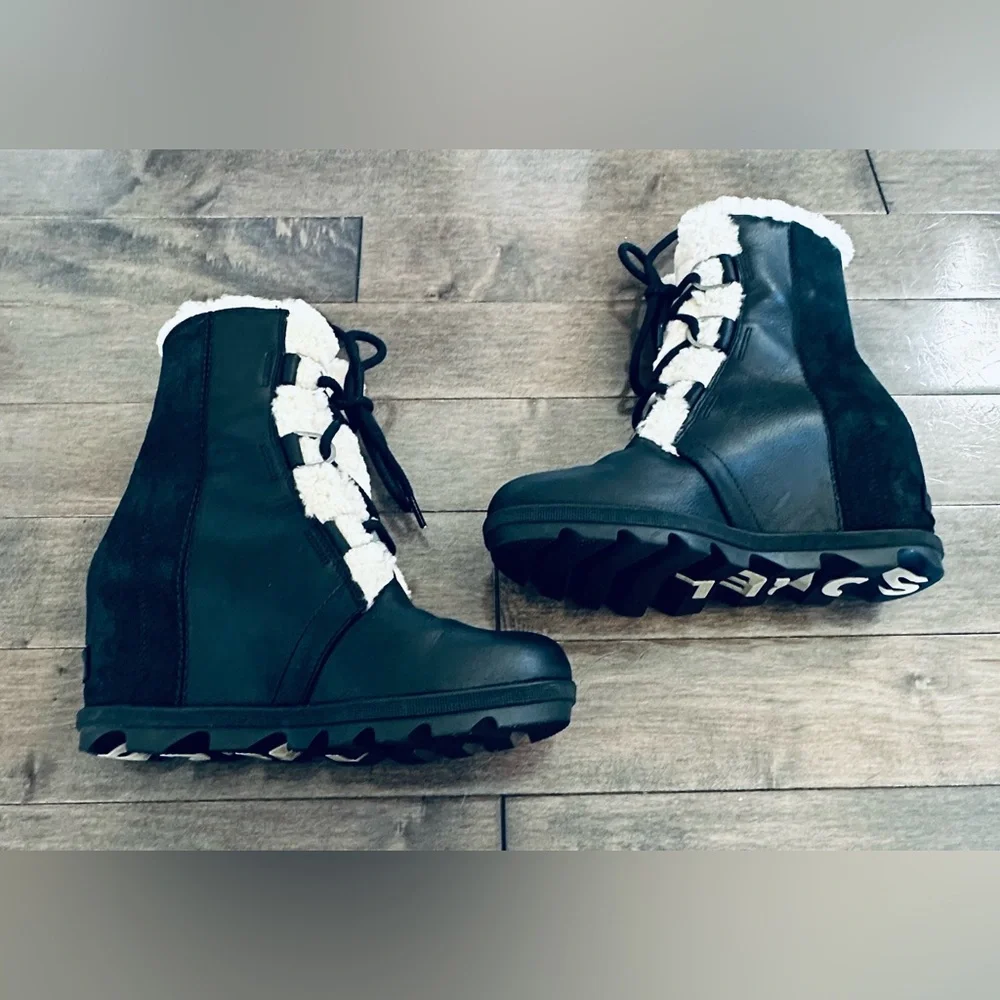 Sorel Black and Cream Joan of Arctic Wedge Shearling - Picture 2 of 7